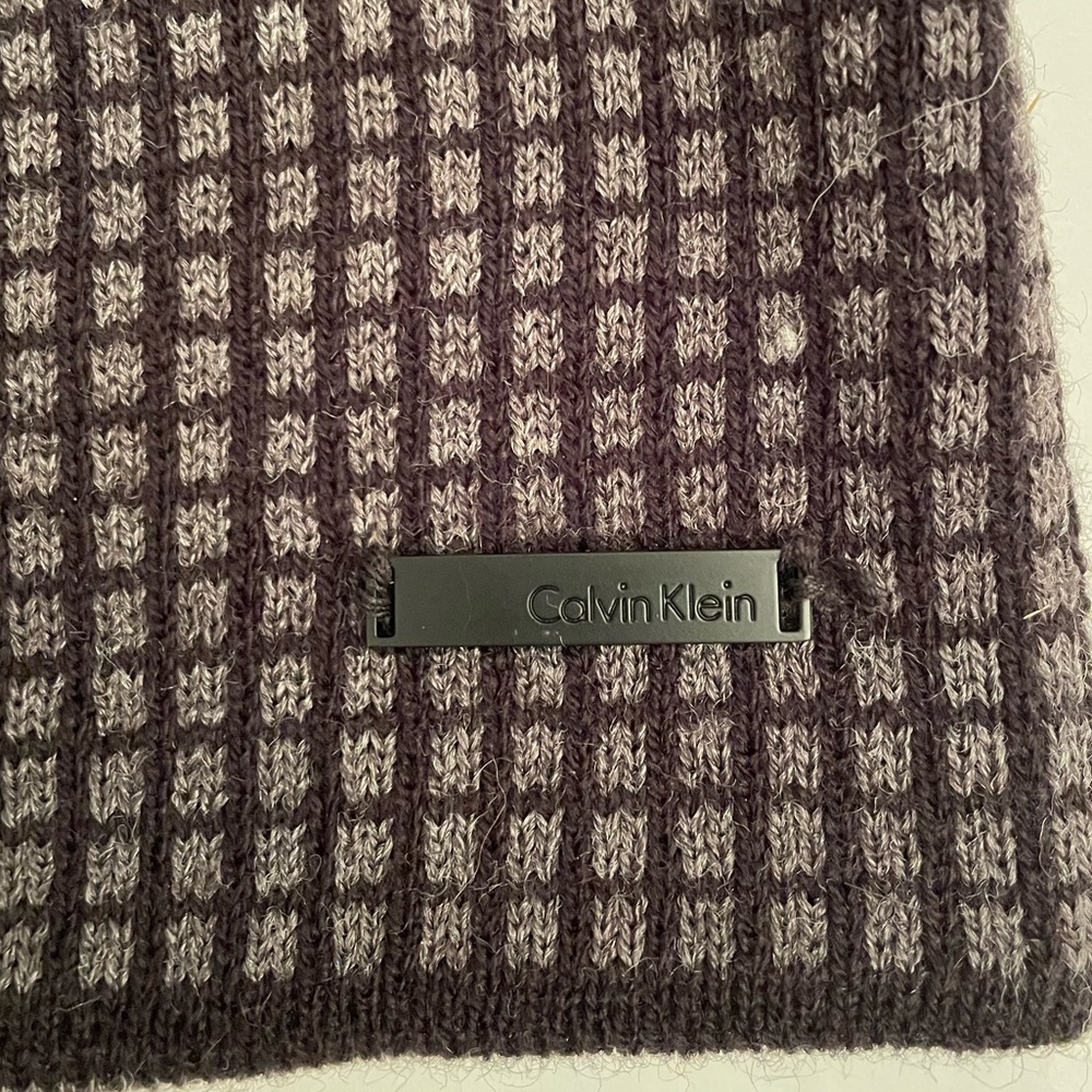 Calvin Klein Beanie Two Sided, Two Pattern Design… - image 2